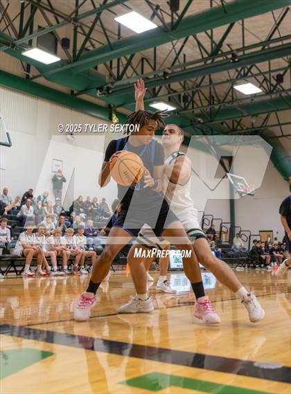 Thumbnail 3 in San Tan Foothills @ Tanque Verde photogallery.