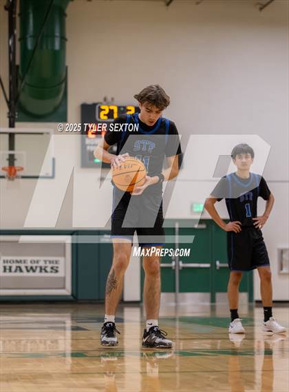 Thumbnail 1 in San Tan Foothills @ Tanque Verde photogallery.