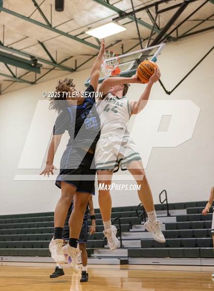 Thumbnail 1 in San Tan Foothills @ Tanque Verde photogallery.