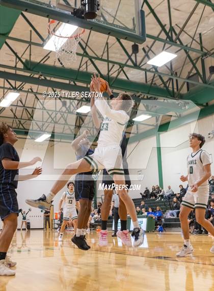 Thumbnail 3 in San Tan Foothills @ Tanque Verde photogallery.