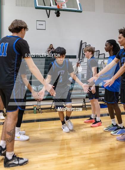 Thumbnail 2 in San Tan Foothills @ Tanque Verde photogallery.