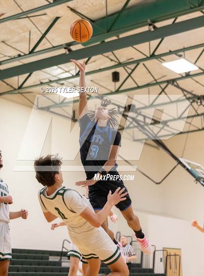 Thumbnail 3 in San Tan Foothills @ Tanque Verde photogallery.