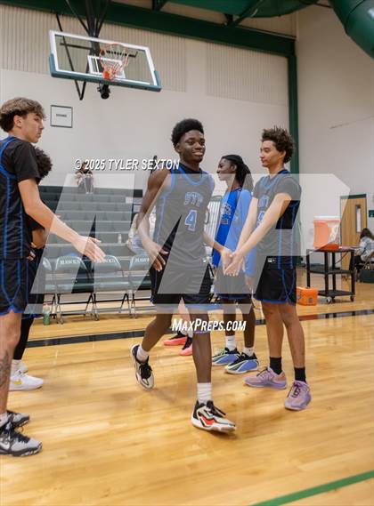 Thumbnail 1 in San Tan Foothills @ Tanque Verde photogallery.