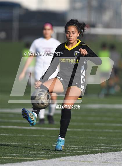 Thumbnail 1 in Esperanza @ Foothill photogallery.