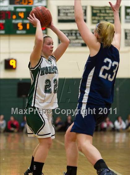 Thumbnail 2 in Franklin vs. Mansfield (MIAA South Division 1 Quarterfinal) photogallery.