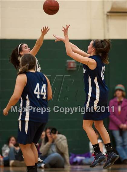 Thumbnail 1 in Franklin vs. Mansfield (MIAA South Division 1 Quarterfinal) photogallery.