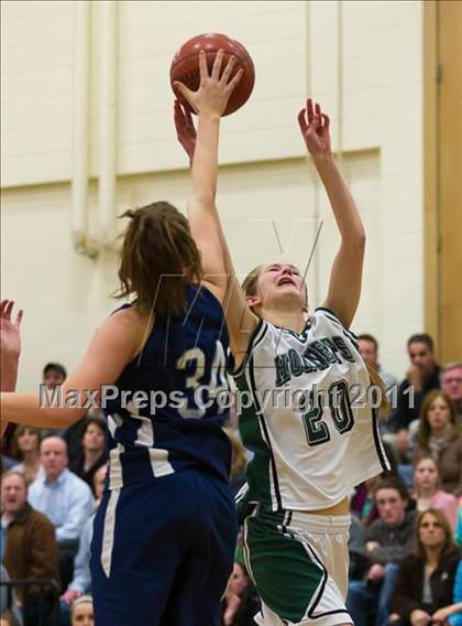 Thumbnail 2 in Franklin vs. Mansfield (MIAA South Division 1 Quarterfinal) photogallery.