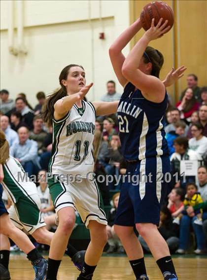Thumbnail 2 in Franklin vs. Mansfield (MIAA South Division 1 Quarterfinal) photogallery.