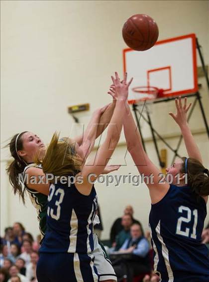 Thumbnail 2 in Franklin vs. Mansfield (MIAA South Division 1 Quarterfinal) photogallery.