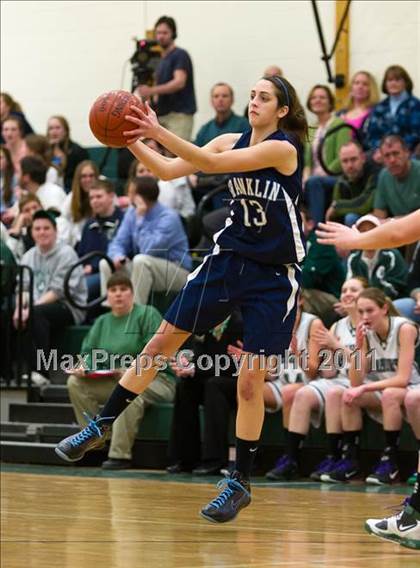 Thumbnail 3 in Franklin vs. Mansfield (MIAA South Division 1 Quarterfinal) photogallery.