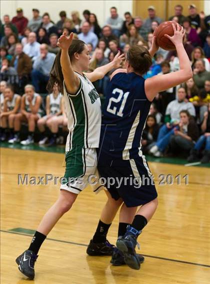 Thumbnail 2 in Franklin vs. Mansfield (MIAA South Division 1 Quarterfinal) photogallery.