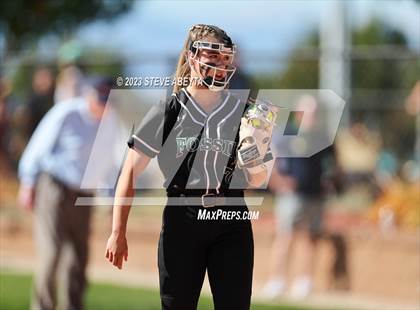 Thumbnail 2 in Horizon vs. Fossil Ridge (CHSAA 5A First Round) photogallery.