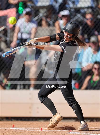 Thumbnail 3 in Horizon vs. Fossil Ridge (CHSAA 5A First Round) photogallery.