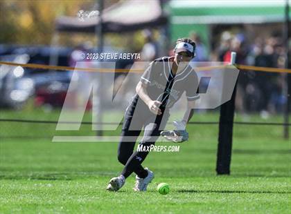 Thumbnail 3 in Horizon vs. Fossil Ridge (CHSAA 5A First Round) photogallery.