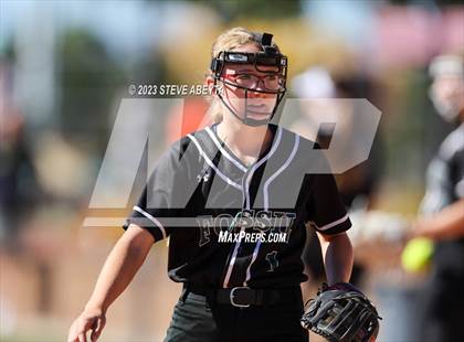 Thumbnail 1 in Horizon vs. Fossil Ridge (CHSAA 5A First Round) photogallery.