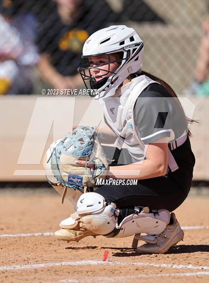 Thumbnail 1 in Horizon vs. Fossil Ridge (CHSAA 5A First Round) photogallery.