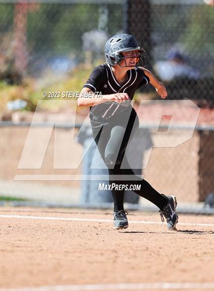 Thumbnail 3 in Horizon vs. Fossil Ridge (CHSAA 5A First Round) photogallery.