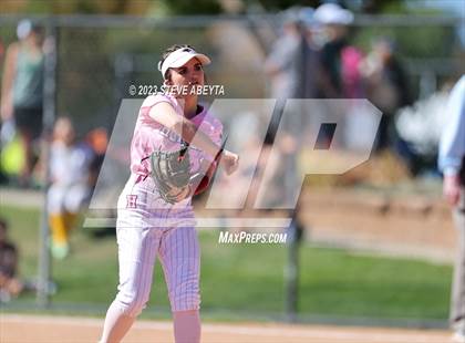Thumbnail 2 in Horizon vs. Fossil Ridge (CHSAA 5A First Round) photogallery.