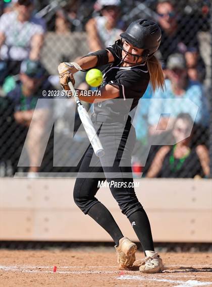 Thumbnail 2 in Horizon vs. Fossil Ridge (CHSAA 5A First Round) photogallery.