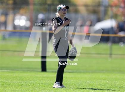 Thumbnail 1 in Horizon vs. Fossil Ridge (CHSAA 5A First Round) photogallery.