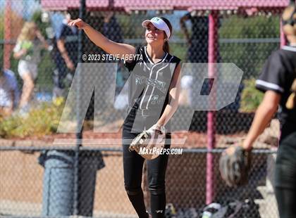 Thumbnail 3 in Horizon vs. Fossil Ridge (CHSAA 5A First Round) photogallery.