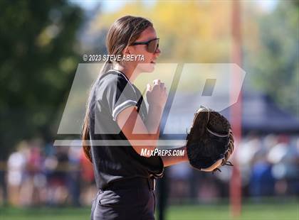 Thumbnail 3 in Horizon vs. Fossil Ridge (CHSAA 5A First Round) photogallery.