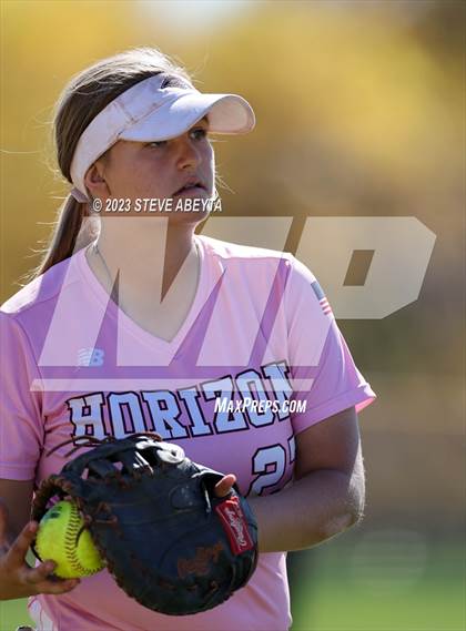 Thumbnail 1 in Horizon vs. Fossil Ridge (CHSAA 5A First Round) photogallery.