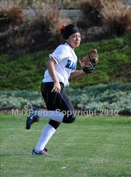 Thumbnail 3 in Ramona vs Torrey Pines (North County Tournament) photogallery.