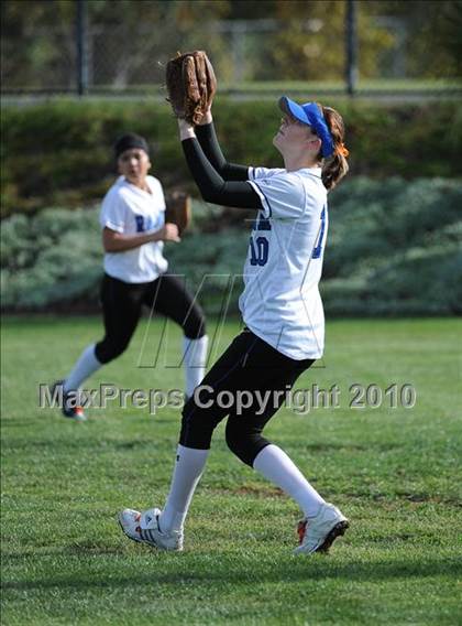 Thumbnail 2 in Ramona vs Torrey Pines (North County Tournament) photogallery.