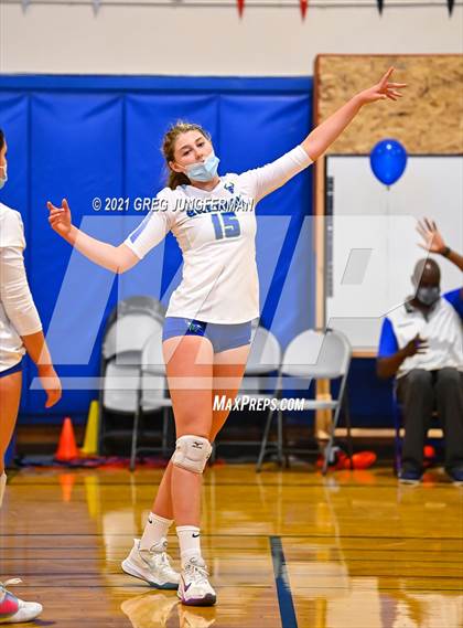 Thumbnail 3 in Tamalpais @ Branson (Senior Night) photogallery.