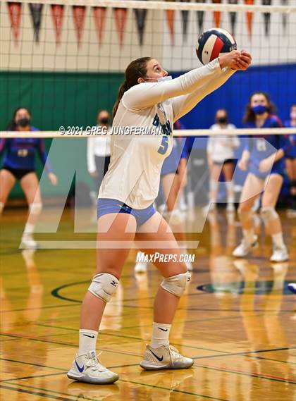Thumbnail 2 in Tamalpais @ Branson (Senior Night) photogallery.