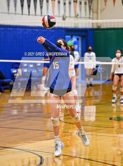 Thumbnail 3 in Tamalpais @ Branson (Senior Night) photogallery.