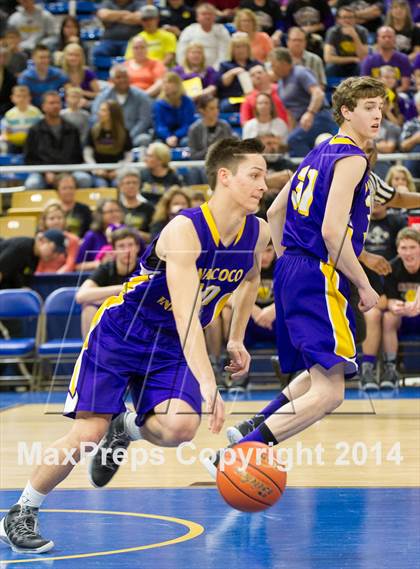 Thumbnail 2 in Anacoco vs. Midland (LHSAA Semifinal) photogallery.