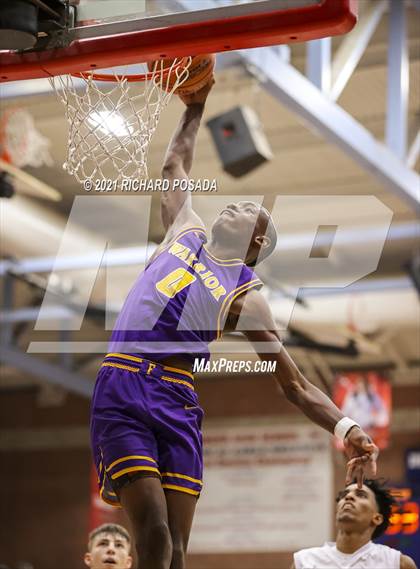 Thumbnail 1 in Fresno @ Sanger photogallery.