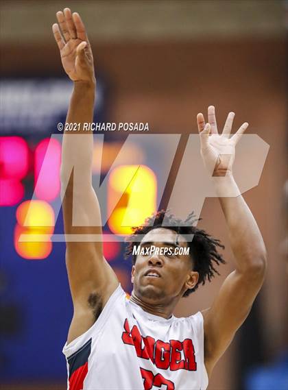 Thumbnail 1 in Fresno @ Sanger photogallery.