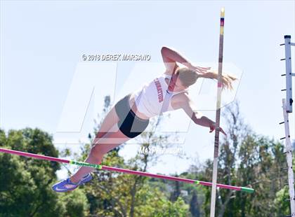Thumbnail 2 in CCS Top 8 Classic Los Gatos (Girls Pole Vault) photogallery.