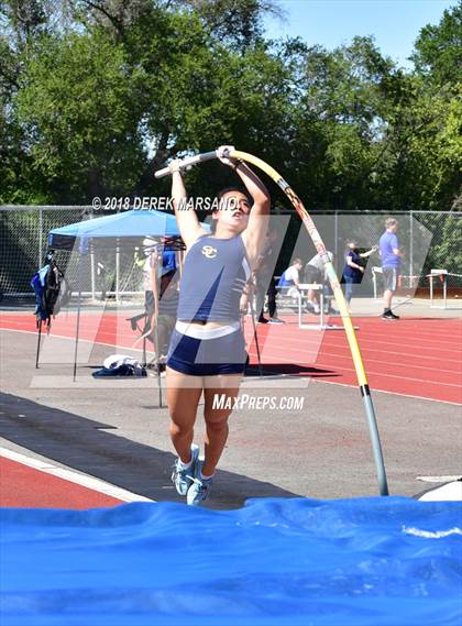 Thumbnail 2 in CCS Top 8 Classic Los Gatos (Girls Pole Vault) photogallery.