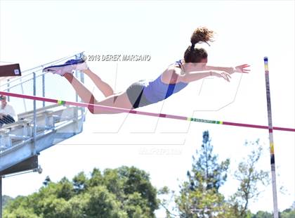 Thumbnail 2 in CCS Top 8 Classic Los Gatos (Girls Pole Vault) photogallery.