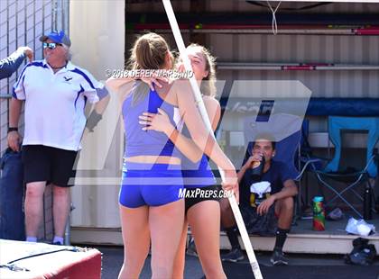 Thumbnail 3 in CCS Top 8 Classic Los Gatos (Girls Pole Vault) photogallery.