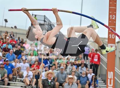 Thumbnail 2 in UIL 3A Track & Field Finals  photogallery.