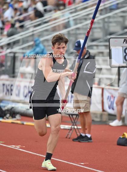 Thumbnail 1 in UIL 3A Track & Field Finals  photogallery.