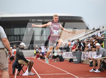 Thumbnail 3 in UIL 3A Track & Field Finals  photogallery.