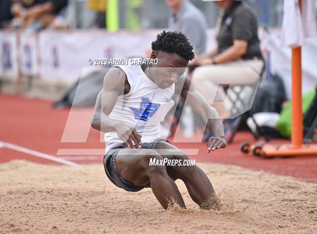 Photo 5 in the UIL 3A Track & Field Finals Photo Gallery (201 Photos)