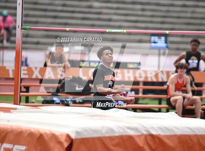 Thumbnail 2 in UIL 3A Track & Field Finals  photogallery.