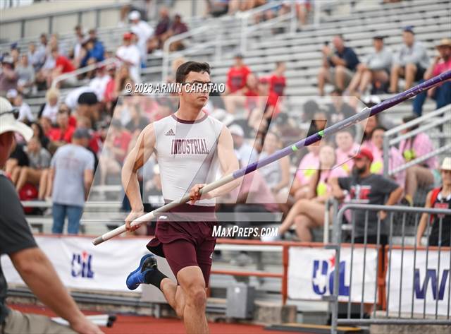 Photo 40 in the UIL 3A Track & Field Finals Photo Gallery (201 Photos)