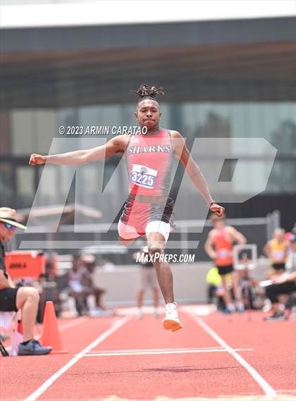 Thumbnail 3 in UIL 3A Track & Field Finals  photogallery.