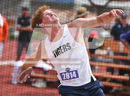 Thumbnail 1 in UIL 3A Track & Field Finals  photogallery.
