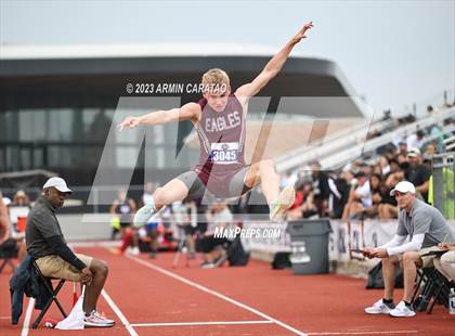 Thumbnail 1 in UIL 3A Track & Field Finals  photogallery.