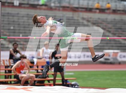 Thumbnail 1 in UIL 3A Track & Field Finals  photogallery.