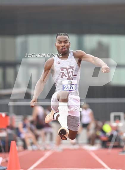 Thumbnail 1 in UIL 3A Track & Field Finals  photogallery.